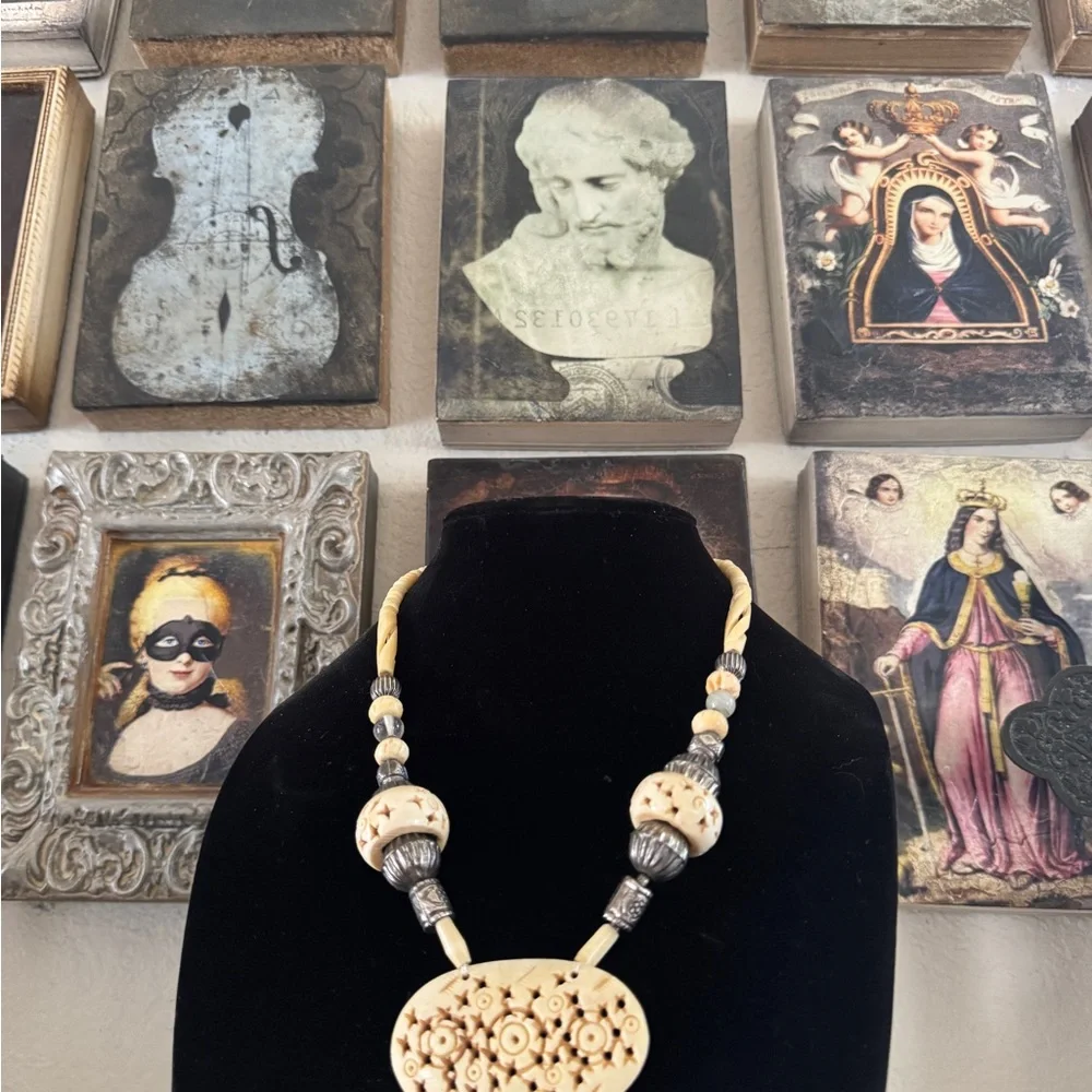 Vintage Hand-Carved Bovine Bone & Pewter‎ Beaded Necklace